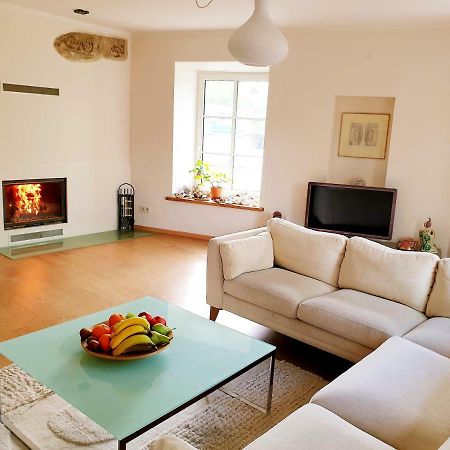 Exceptional Uzupis Bridge 3 Bedroom Apartment فيلنيوس المظهر الخارجي الصورة